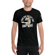 Load image into Gallery viewer, Men&#39;s FAKE NEWS t-shirt