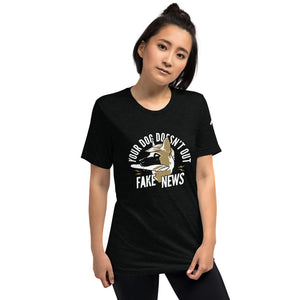 Women's FAKE NEWS t-shirt