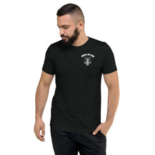 Load image into Gallery viewer, Men&#39;s Lincoln t-shirt