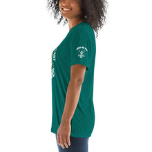 Load image into Gallery viewer, Women&#39;s FAKE NEWS t-shirt