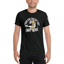 Load image into Gallery viewer, Men&#39;s FAKE NEWS t-shirt